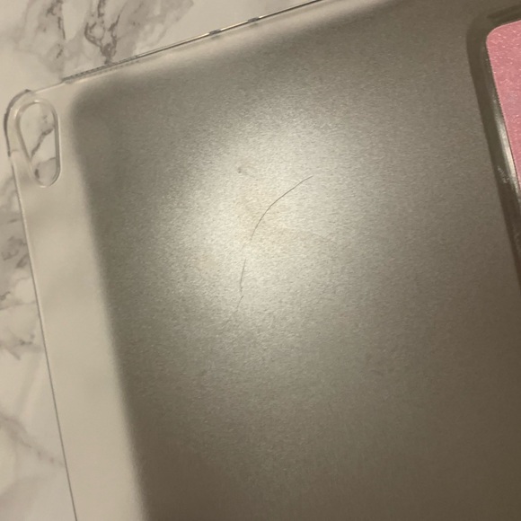 Apple iPad Pro 11” Case w/ Apple Pencil Holder - Watercolor - New, unused, FLAW - Picture 4 of 5